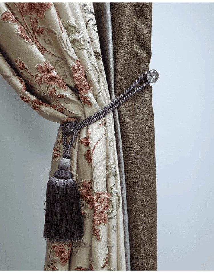 Комплект подхватов для штор на магните