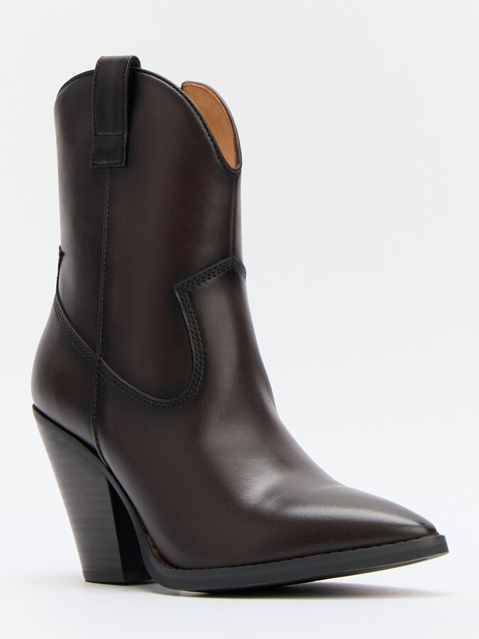 Казаки женские | Tendance