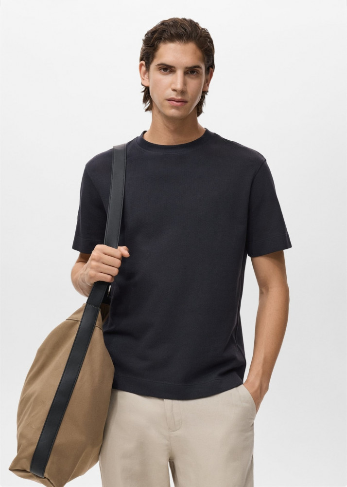 Футболка мужская | MANGO