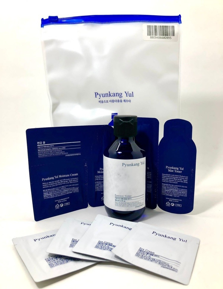 Набор по уходу за лицом для женщин «Toner 100 ml Pouch Set» | Pyunkang Yul