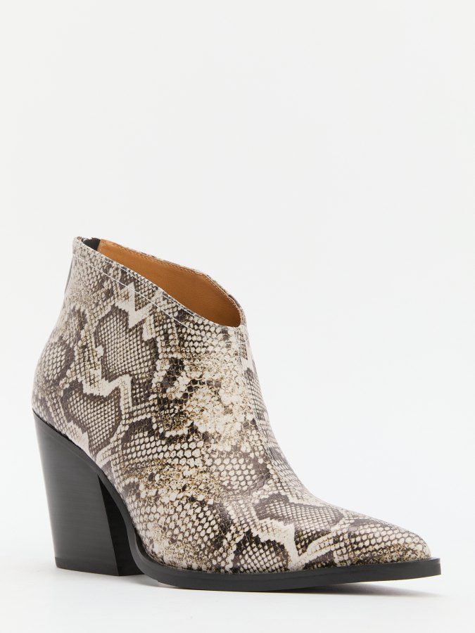 Казаки женские | Tendance