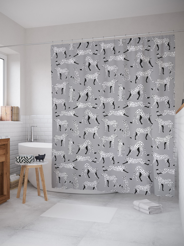 Штора для ванной с водоотталкивающей пропиткой «Леопарды на сером фоне» | JoyArty
