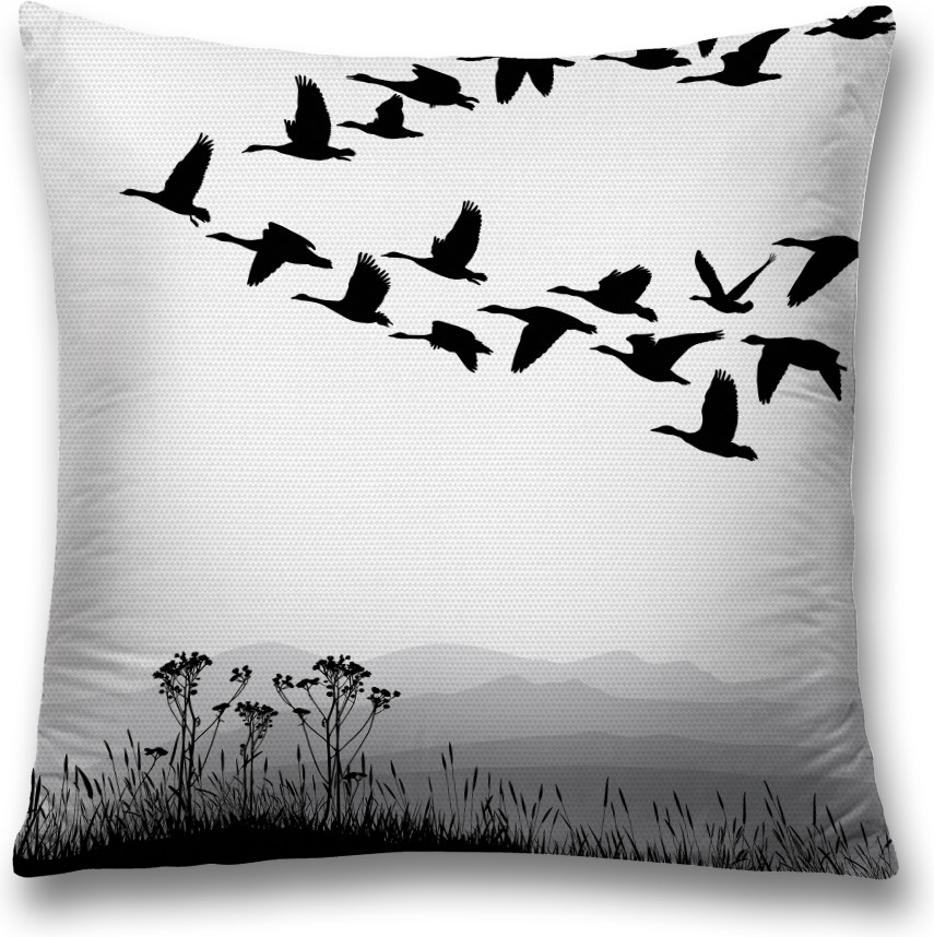 Наволочка декоративная «Гуси летят клином» | JoyArty
