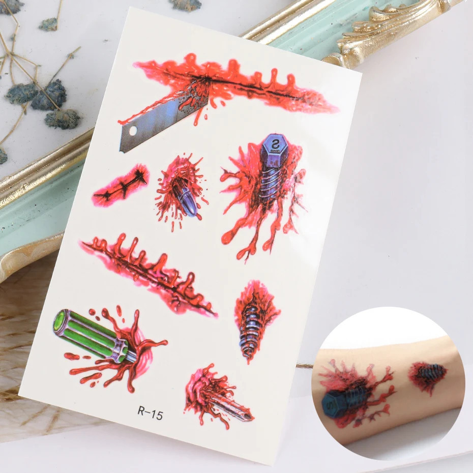 Переводная татуировка «Разорванная кожа с инструментами» | Halloween Collection