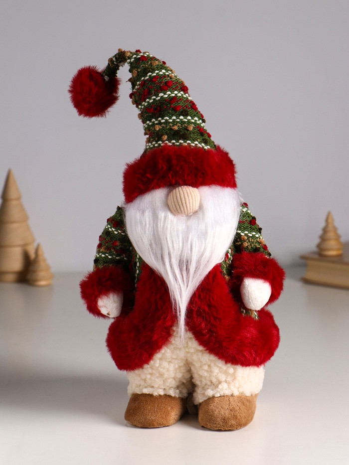 Фигурка «Дедушка Мороз в вязаном кафтане и колпаке»