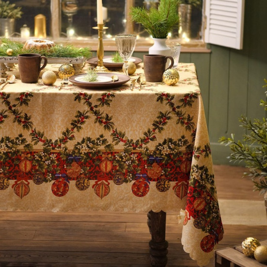 Скатерть «Ёлочные игрушки»