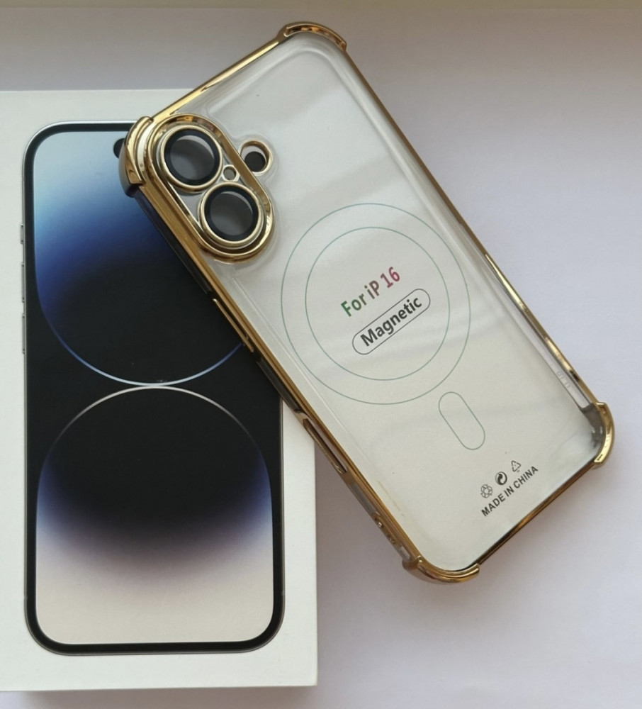 Чехол-накладка на iPhone 16