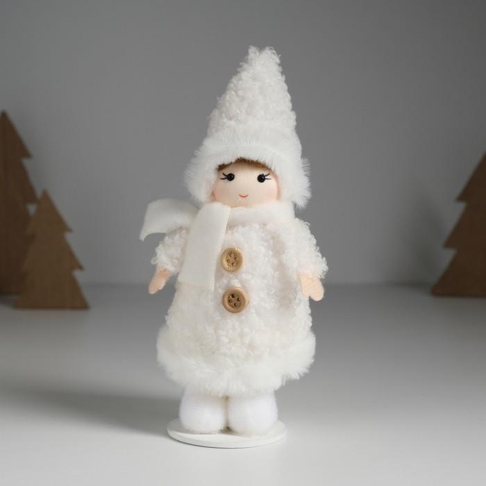 Кукла интерьерная текстильная «Малышка в барашковой шубке»