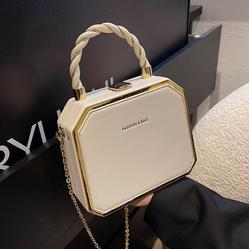 Мини-сумка женская