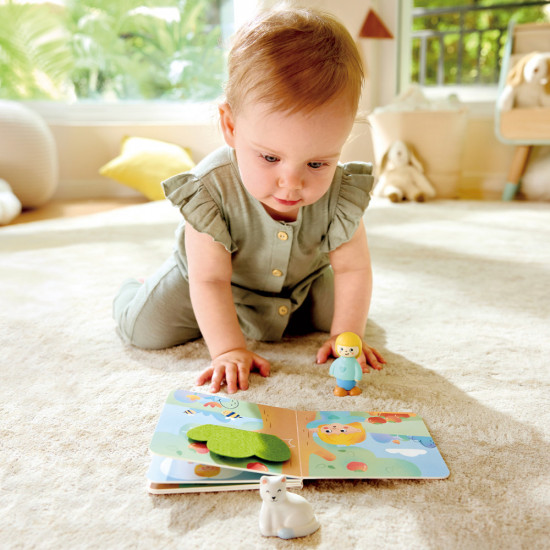 Игровой набор «Девочка и кошка»