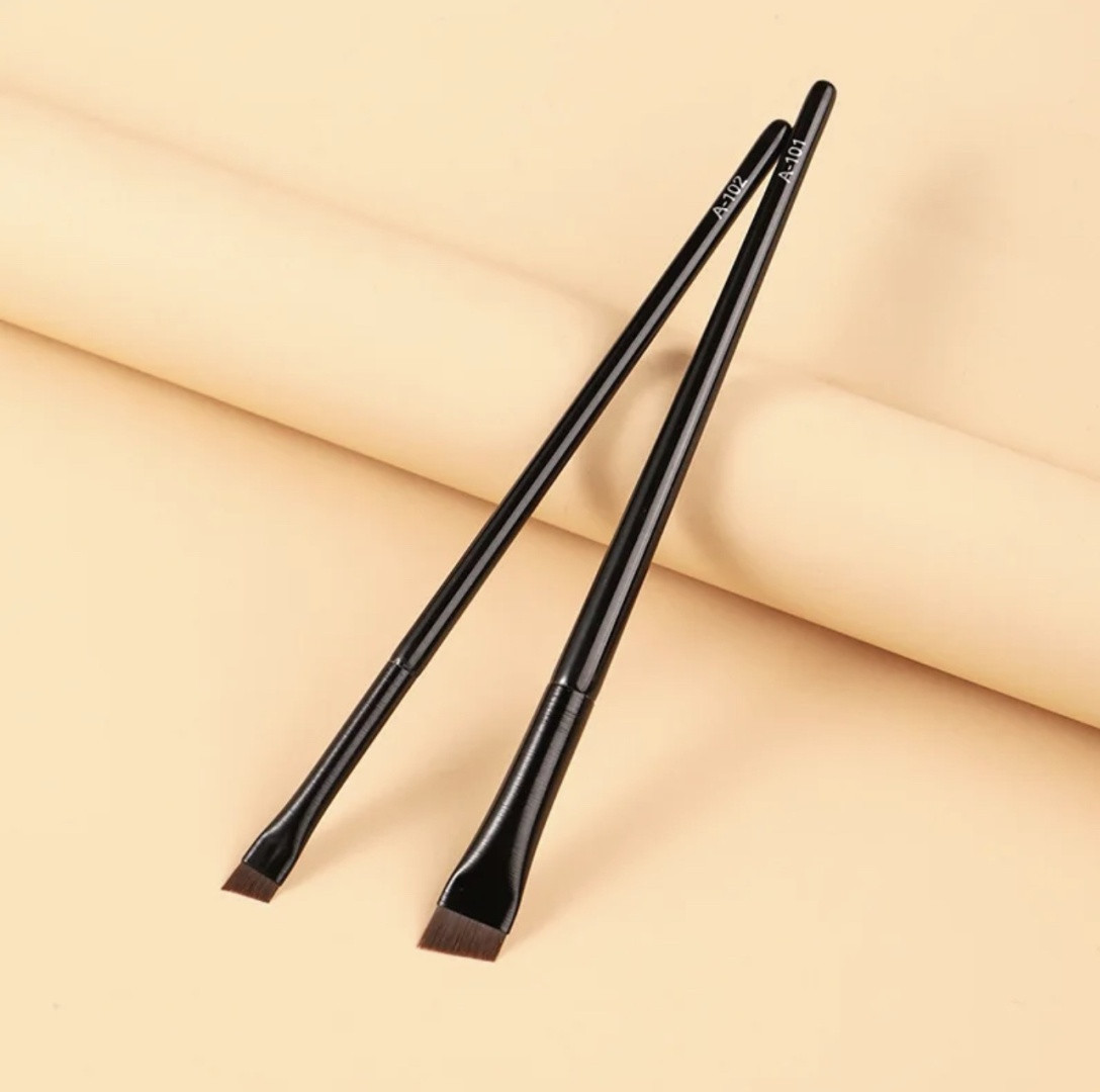 Набор кисточек для бровей