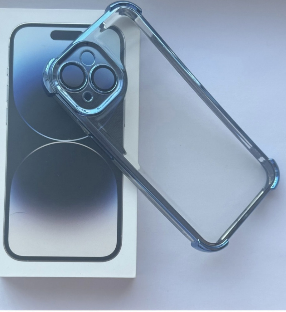 Чехол-накладка на iPhone 15