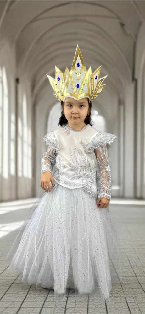 Карнавальный костюм «Снежная Королева»