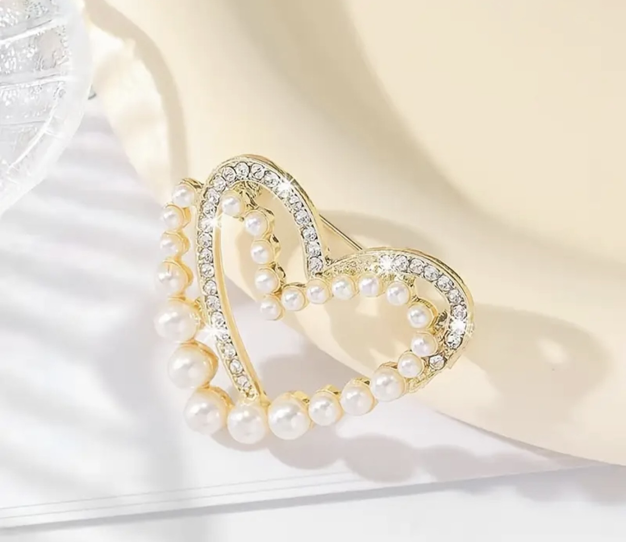 Брошь «Любовь»