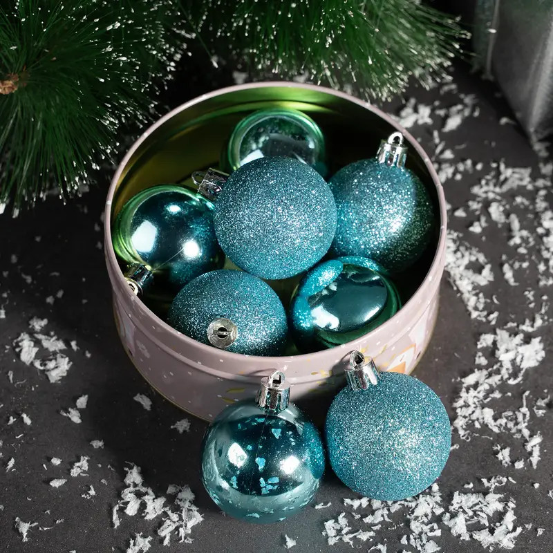 Набор елочных шаров