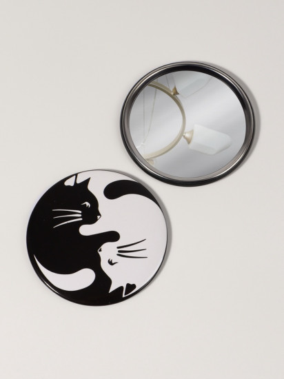 Зеркало карманное «Кошки»