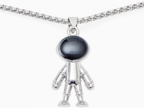 Кулон на цепочке «Космонавт»