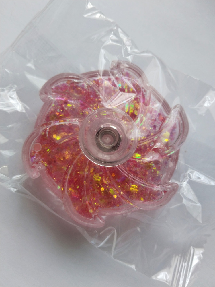 Спиннер с блеском