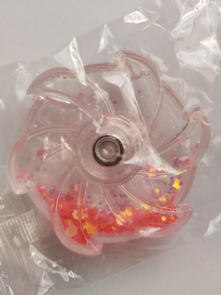 Спиннер с блеском