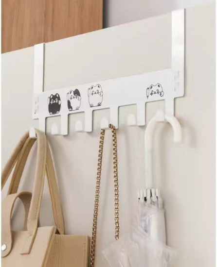 Вешалка надверная