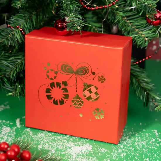 Коробка подарочная новогодняя