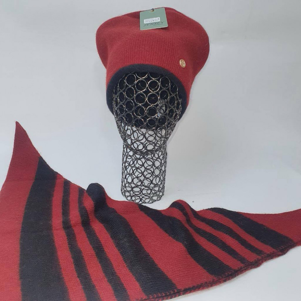 Комплект женский с бактусом