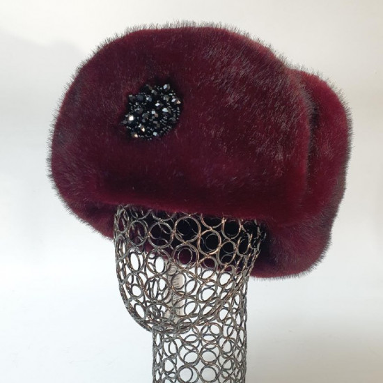 Ушанка женская с брошью