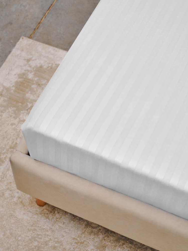 Простыня на резинке «Белый» | ТексПлюс