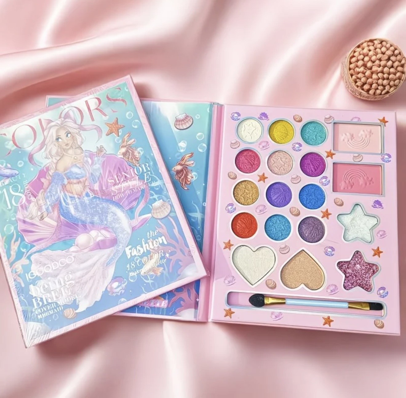 Детская палетка теней для век с блёстками и кистью «Русалка»