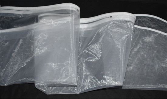 Чехол-накидка для одежды