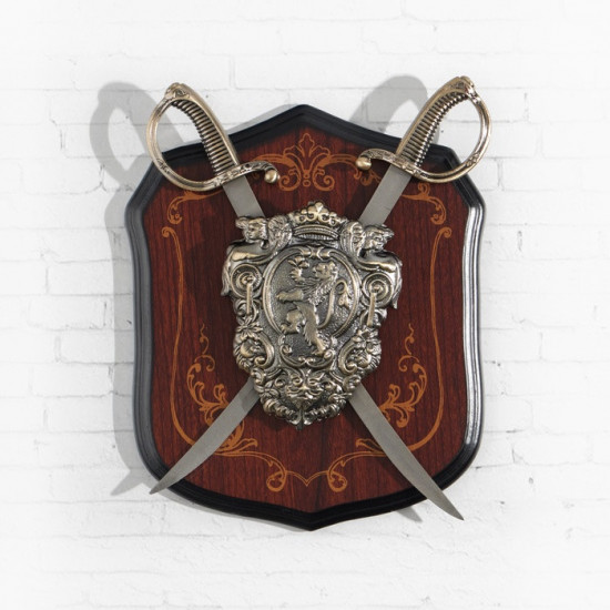 Панно на стену «Геральдика. Лев и две сабли»