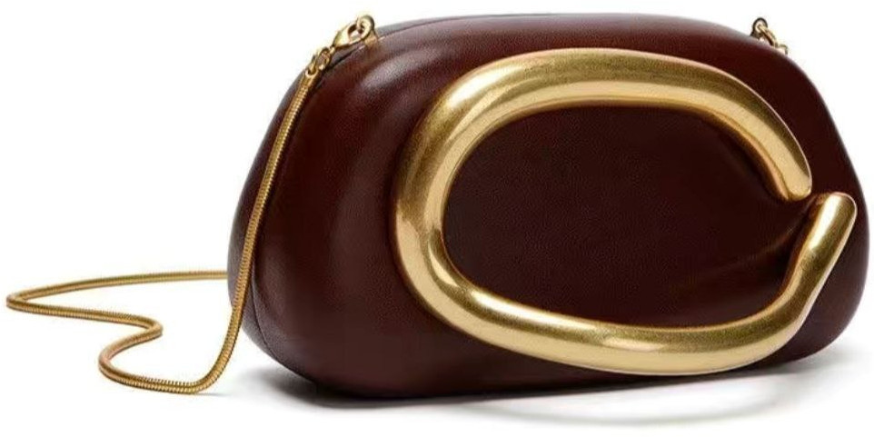 Сумка-клатч с металлической ручкой