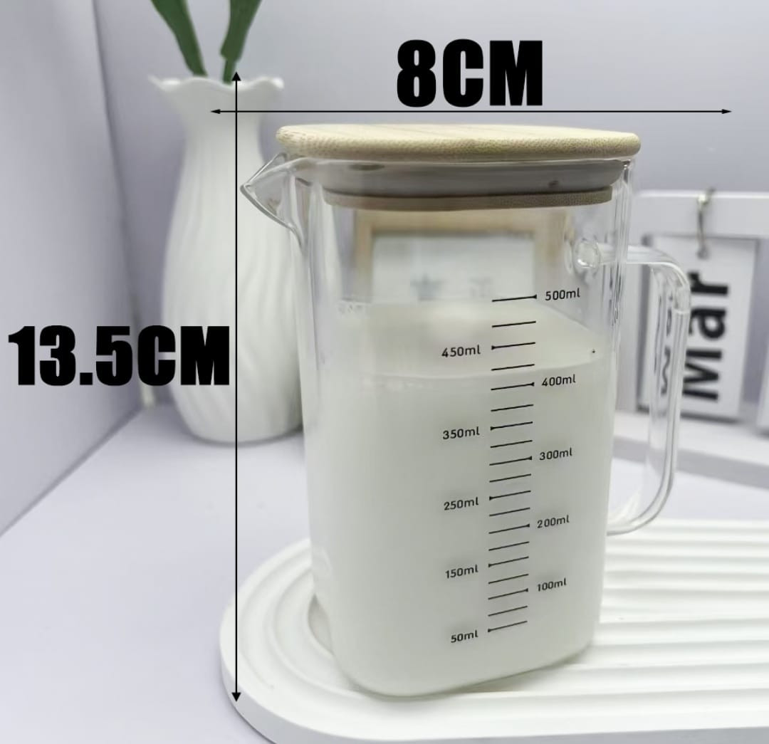 Стеклянный мерный кувшин с крышкой