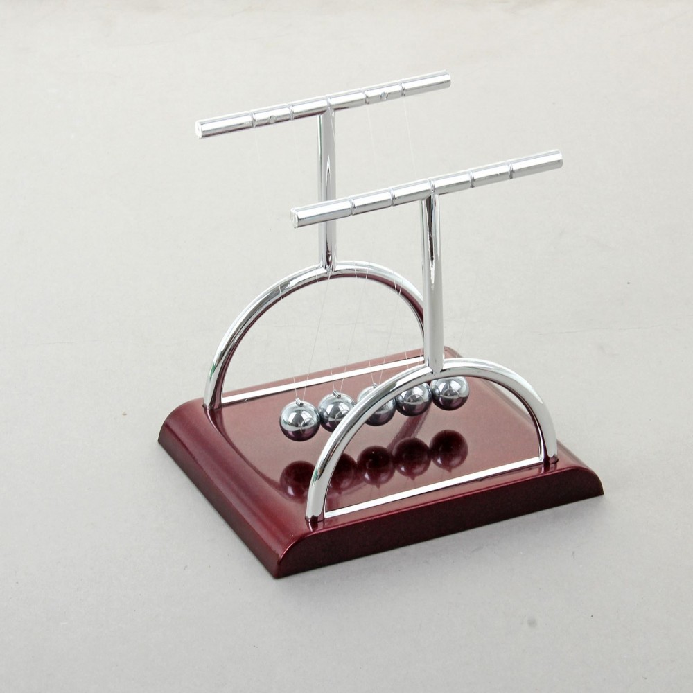 Маятник Ньютона на квадратной подставке, большой, бордо