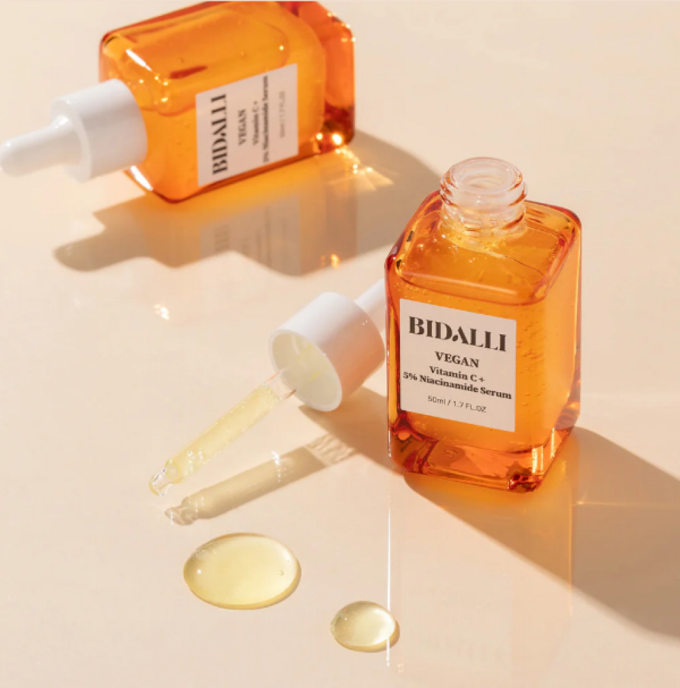 Веганская сыворотка для сияния лица с витамином С и ниацинамидом «Vegan Vitamin C+ 5% Niacinamide Serum» | Bidalli