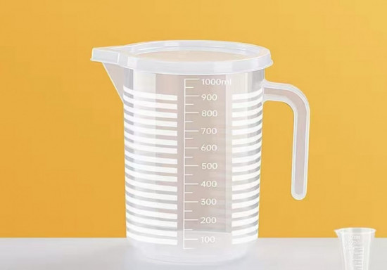 Мерный кувшин с крышкой