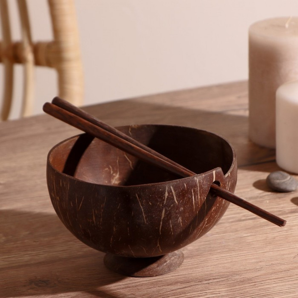 Тарелка с палочками из кокоса «Трапеза»