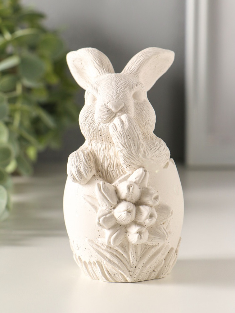 Фигурка «Заяц пасхальный с букетом» | Хорошие сувениры
