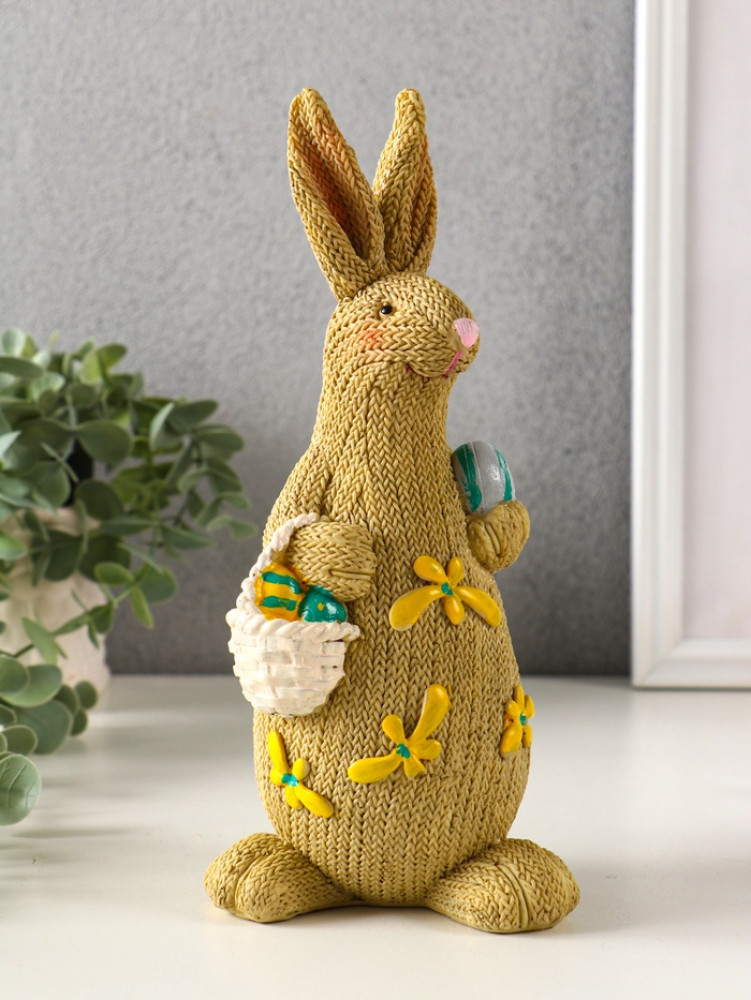 Фигурка «Зайка вязанный с пасхальными яичками»