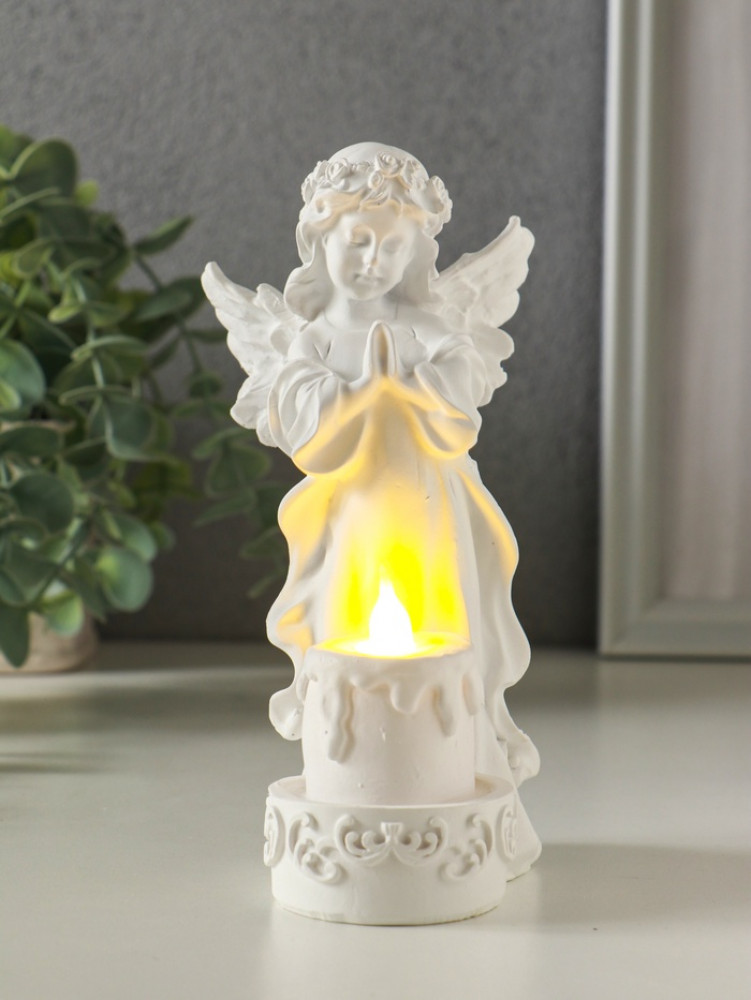 Фигурка светящаяся «Белоснежная девушка-ангел с тортом»