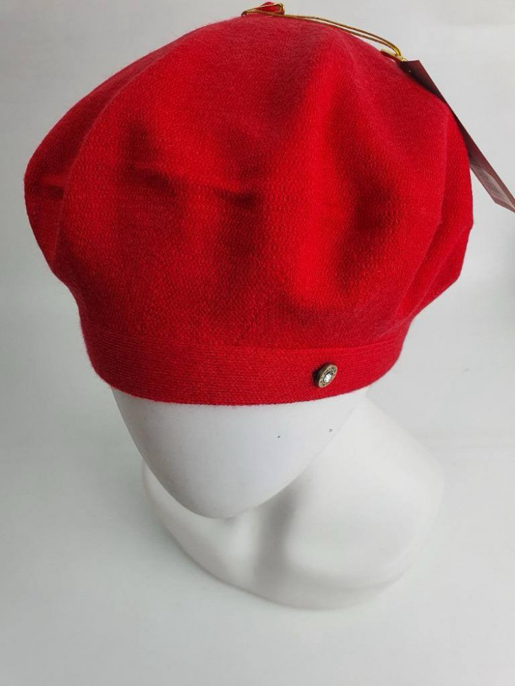 Берет женский