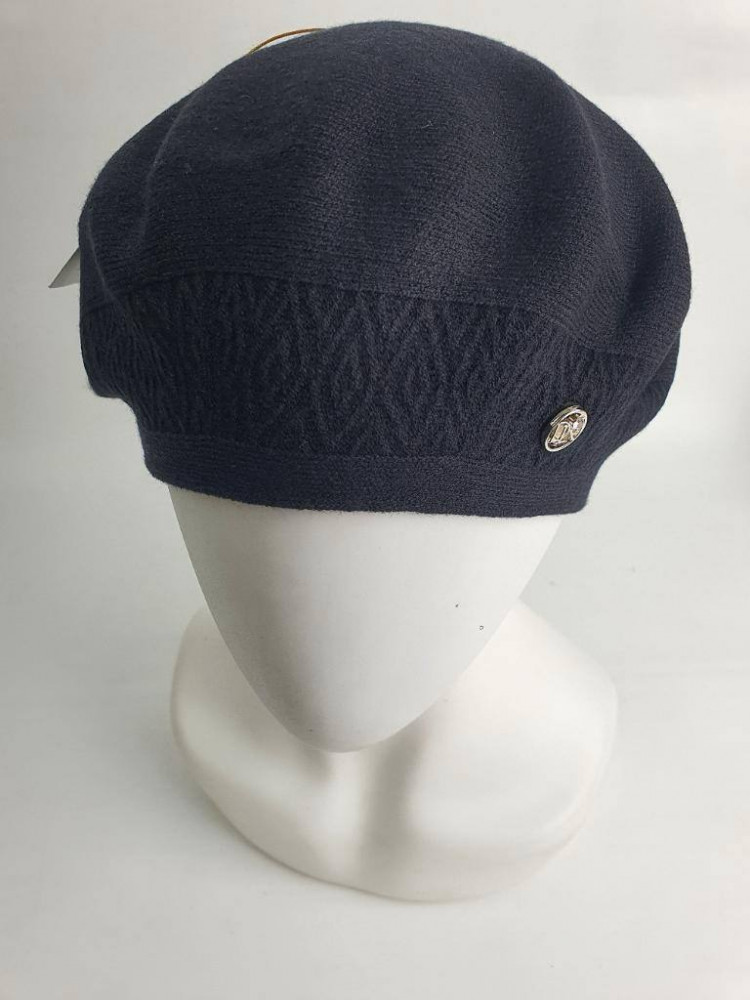 Берет женский