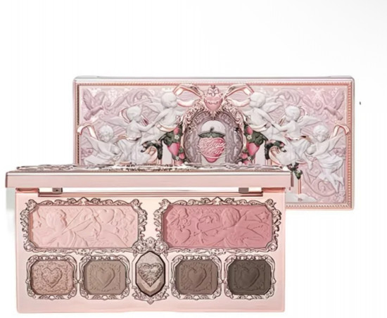 Тени для век «Flower Knows Strawberry Cupid», оттенок 02 Strawberry Cassis