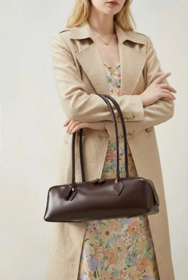 Сумка-багет из натуральный кожи