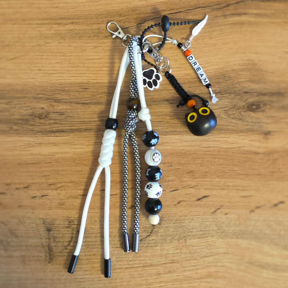 Брелок-обвес на сумку