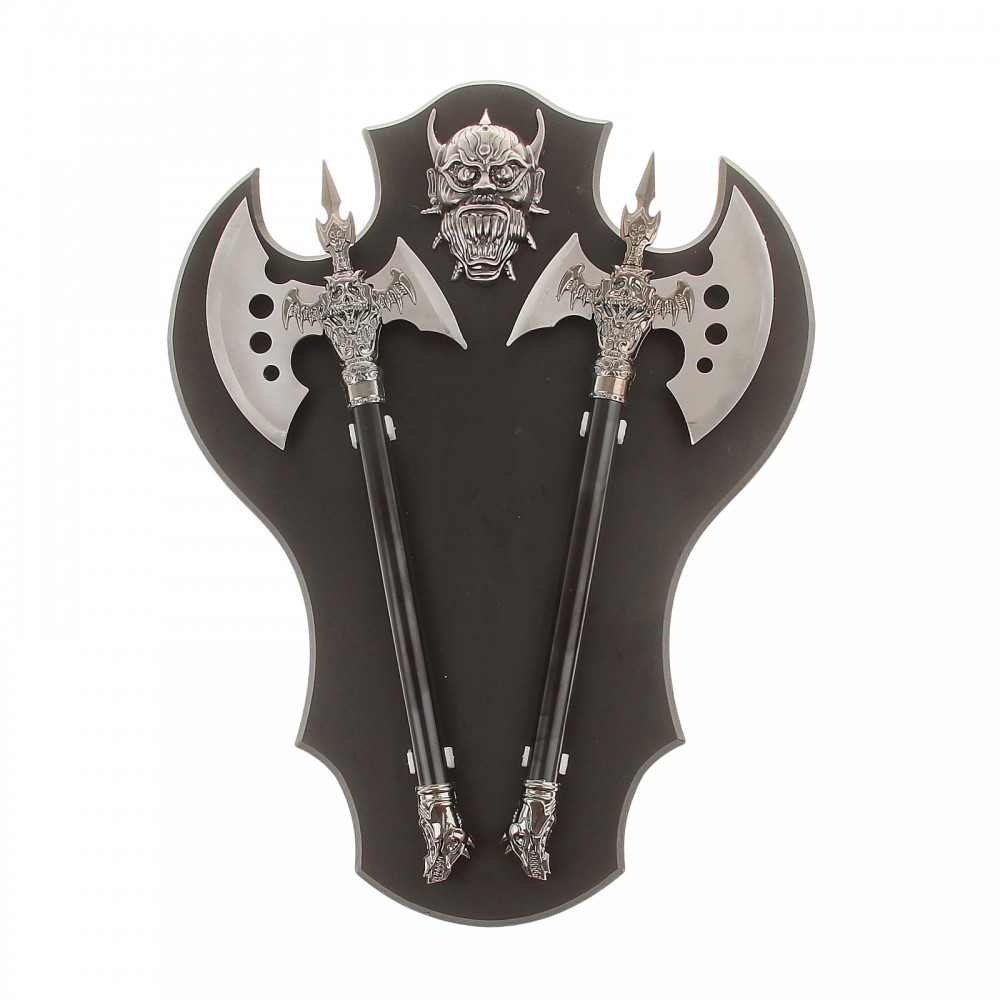 Сувенирное оружие «Топоры на планшете, чёрные»