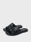 черный