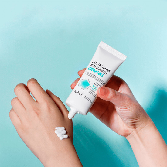 Солнцезащитный крем для лица с глутатионом и ниацинамидом «Glutathione Niacinamide Sunscreen»