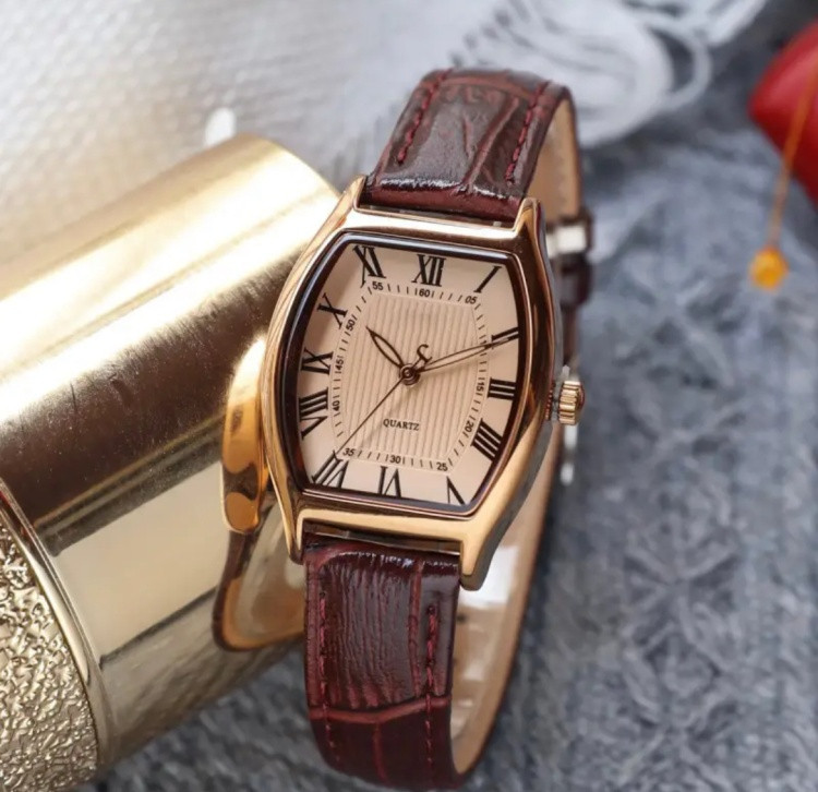 Женские часы QUARTZ | OEM