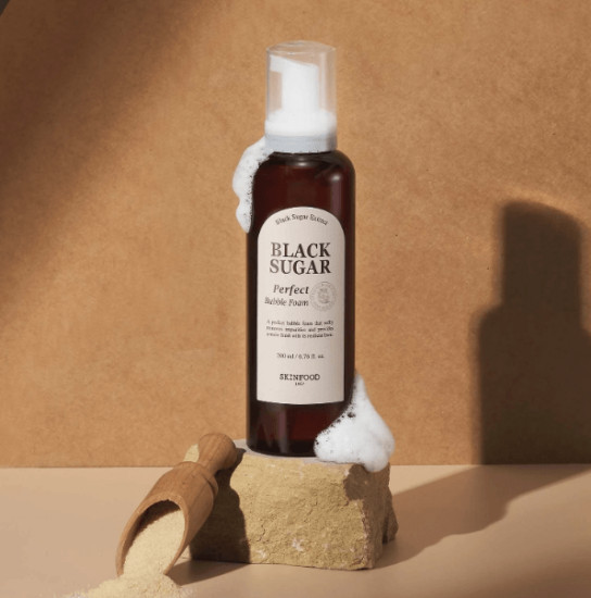 Увлажняющая сахарная пенка для умывания с дозатором «Black Sugar Perfect Bubble Foam»